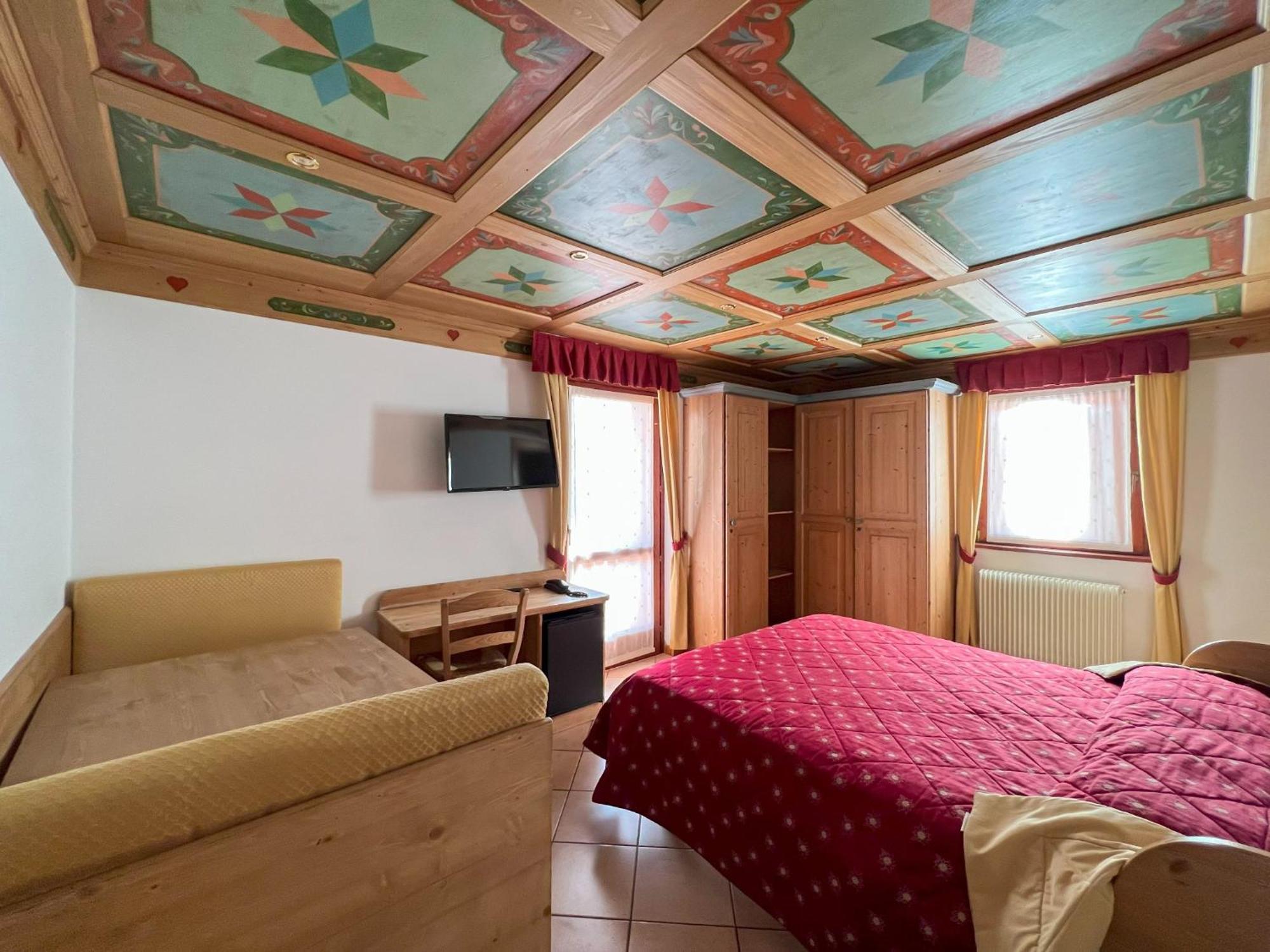 Hotel Residence Dahu Passo del Tonale Szoba fotó