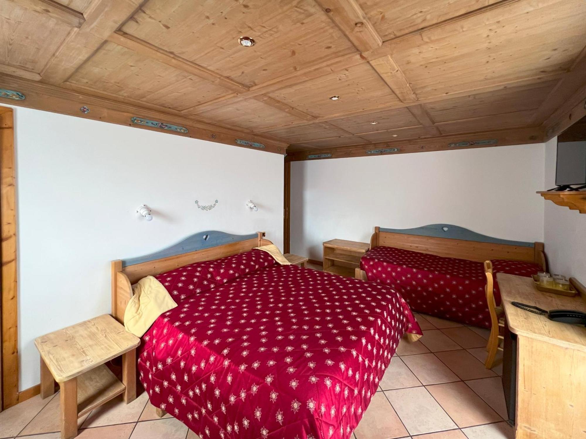 Hotel Residence Dahu Passo del Tonale Kültér fotó