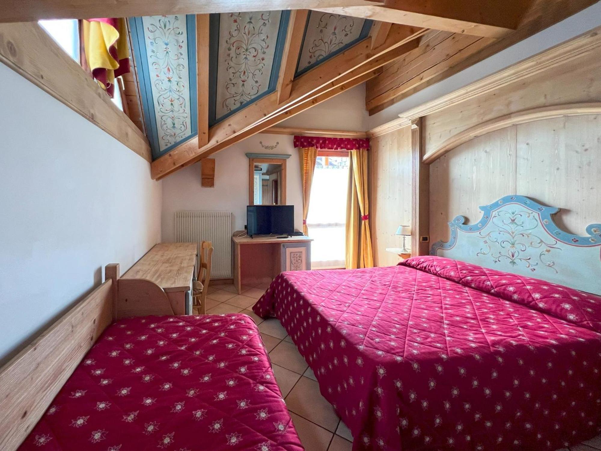 Hotel Residence Dahu Passo del Tonale Kültér fotó