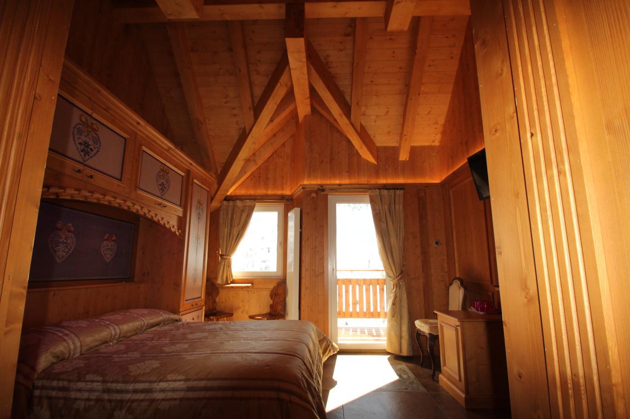 Hotel Residence Dahu Passo del Tonale Kültér fotó